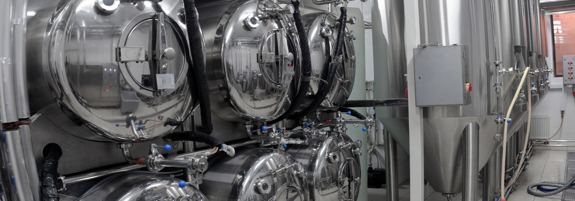 Horizontal maturation tanks 1000 liters - the secondary beer fermentors in the brewery