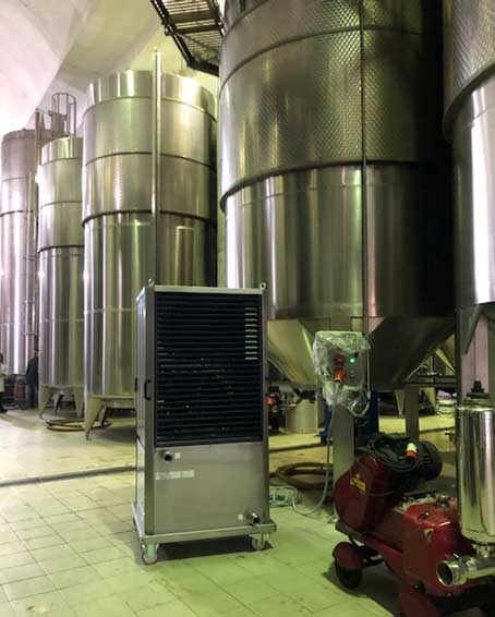 CDCH-SR11 : Compact flow-through cooler and heater 18.5-34.0 kW