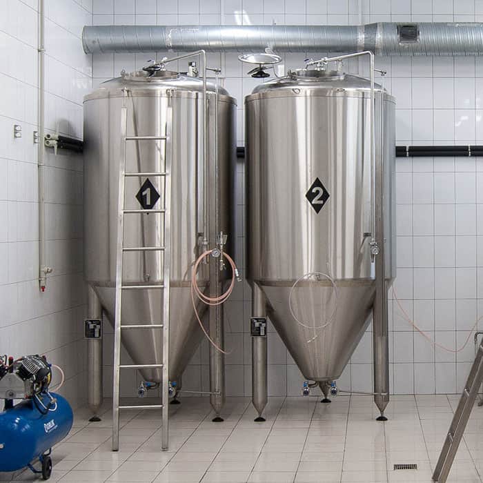 CCT Cylindrically-conical fermentation tanks - universal fermentors for production of beer and cider