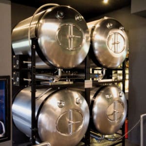 Serving tanks with the “bag-in-box” system, horizontal, insulated