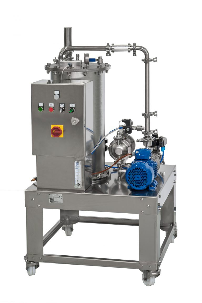 FBC-1000R Flow-through beverage carboniser 1000L/hr FBC-1000R Flow-through beverage carboniser 1000L/hr