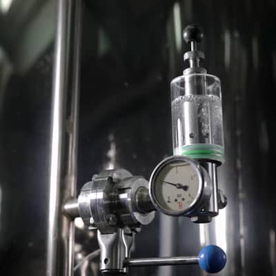 Beer and cider secondary fermentation