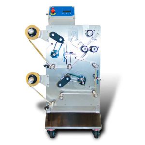 BLM-FX20F : Semi-automatic labelling machine (up to 800 bottles/cans per hour)
