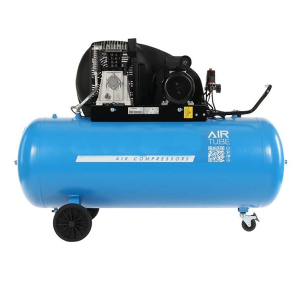 Oil-free air compressor 4 kW 26.76 m3/hour, with tank 270 liters