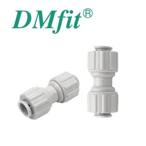 DMI-2P095 : DMfit plastic straight I-coupler for two hard pipes D=9.5mm (3/8″), APBUC0606