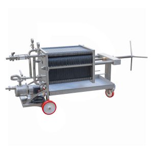 PLF-XMP4040-40: Roostevabast terasest plaatfilter 400 × 400, 40 tk polüpropüleenist plaadiraamiga, pumbaga