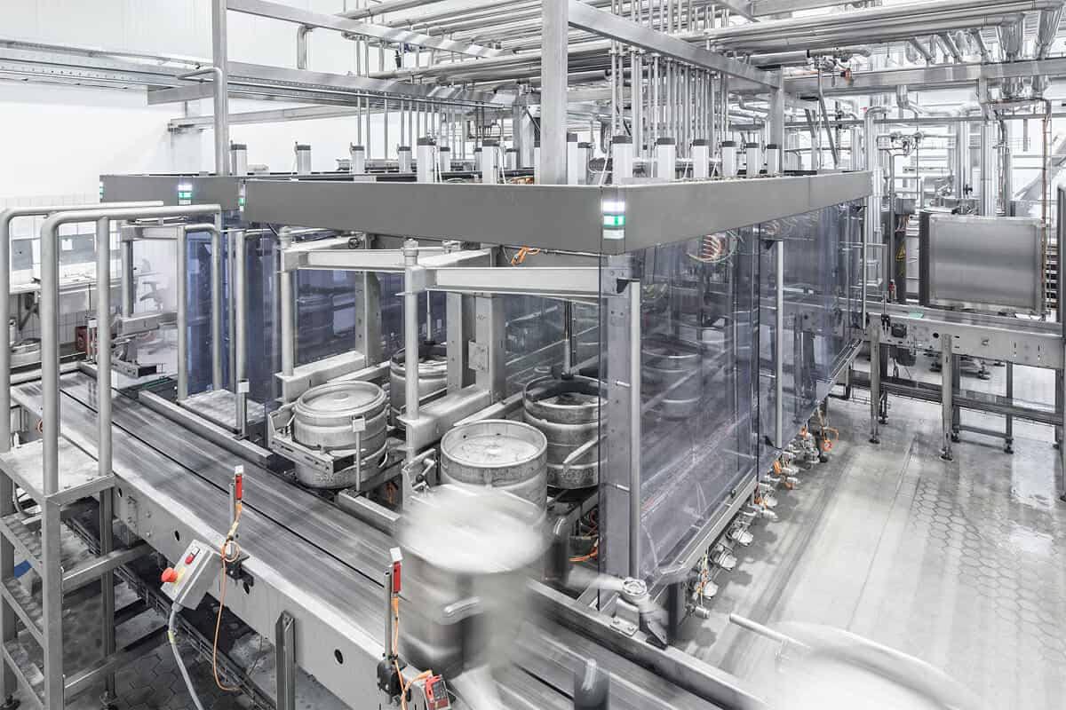 KWFL-90 | Multifunction filling line for stainless steel kegs : rinsing, sanitizing, filling of 90-60 kegs per hour kwfl 90 02 - KWFL-90 | Multifunction filling line for stainless steel kegs : rinsing, sanitizing, filling of 90-60 kegs per hour - kfl